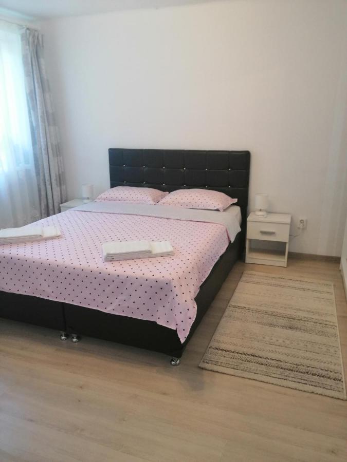 Amigohd² Apartamento Hunedoara Exterior foto